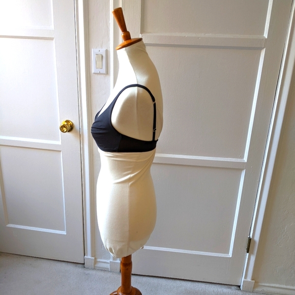 Hanro Cotton Sensation Wireless Black Bra Size 32c - Picture 3 of 7